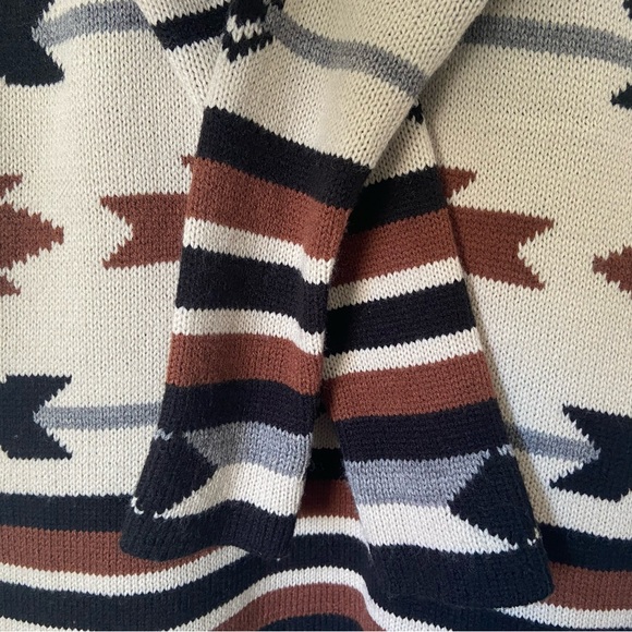 BB Dakota Aztec Cardigan - Picture 10 of 11